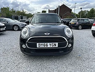 Used 2016 MINI Hatch Cooper Black - Interior and Exterior details 2