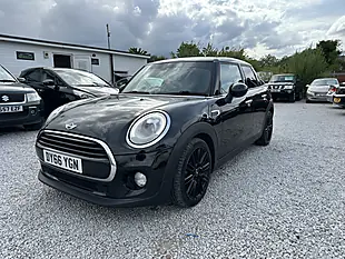 Used 2016 MINI Hatch Cooper Black - Interior and Exterior details 4