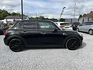 Used 2016 MINI Hatch Cooper Black - Interior and Exterior details 5