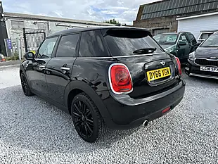 Used 2016 MINI Hatch Cooper Black - Interior and Exterior details 9