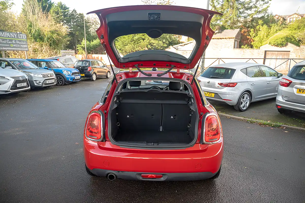Used 2016 MINI Hatch Cooper Blazing Red Metallic - Interior and Exterior details 11