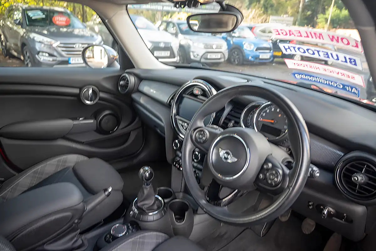 Used 2016 MINI Hatch Cooper Blazing Red Metallic - Interior and Exterior details 14