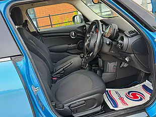 Used 2016 MINI Hatch Cooper Blue - Interior and Exterior details 13