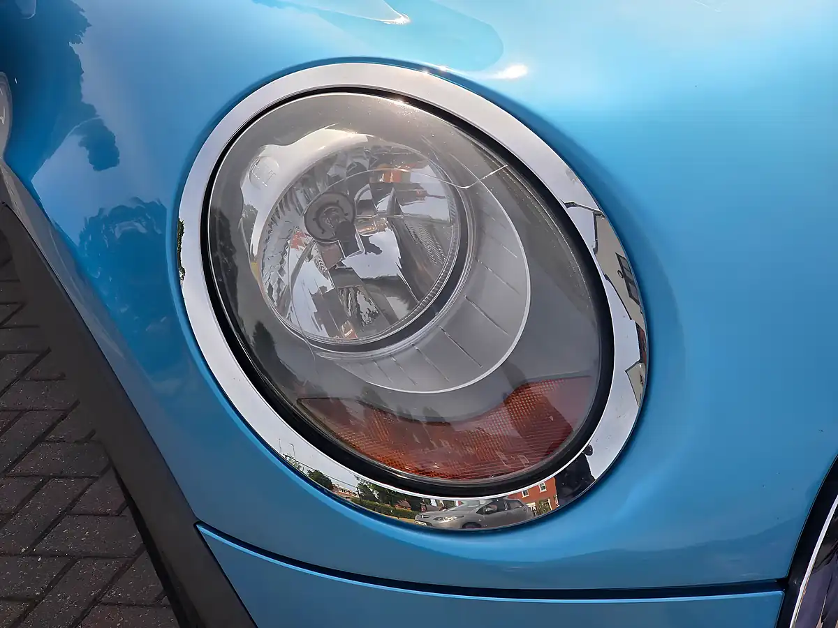 Used 2016 MINI Hatch Cooper Blue - Interior and Exterior details 18
