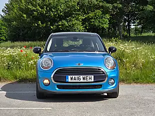 Used 2016 MINI Hatch Cooper Blue - Interior and Exterior details 2