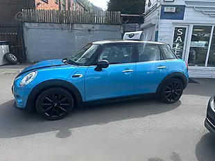 Used 2016 MINI Hatch Cooper Blue - Interior and Exterior details 4