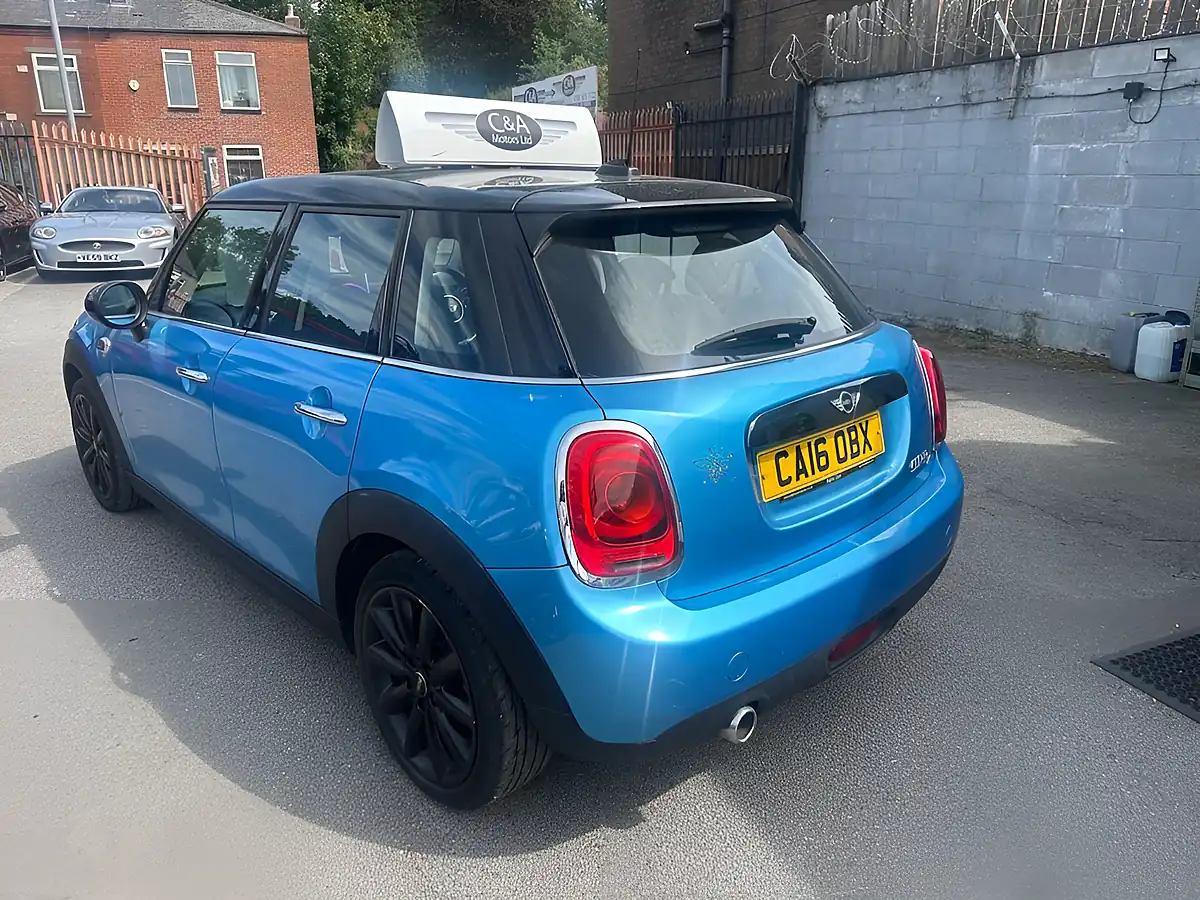 Used 2016 MINI Hatch Cooper Blue - Interior and Exterior details 5