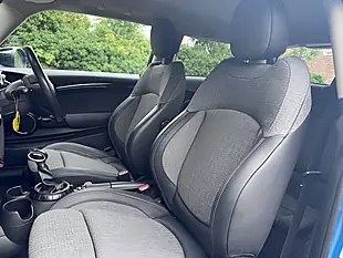 Used 2016 MINI Hatch Cooper Blue - Interior and Exterior details 13