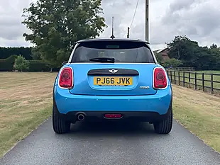 Used 2016 MINI Hatch Cooper Blue - Interior and Exterior details 5
