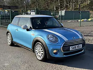 Used 2016 MINI Hatch Cooper Blue - Interior and Exterior details 3