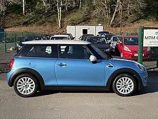 Used 2016 MINI Hatch Cooper Blue - Interior and Exterior details 5