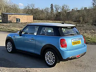 Used 2016 MINI Hatch Cooper Blue - Interior and Exterior details 8