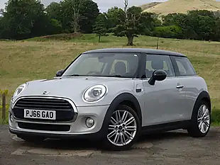 Used 2016 MINI Hatch Cooper D Silver - Interior and Exterior details 2