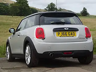 Used 2016 MINI Hatch Cooper D Silver - Interior and Exterior details 3
