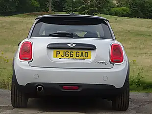 Used 2016 MINI Hatch Cooper D Silver - Interior and Exterior details 4