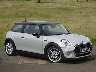 Used 2016 MINI Hatch Cooper D Silver - Interior and Exterior details 8