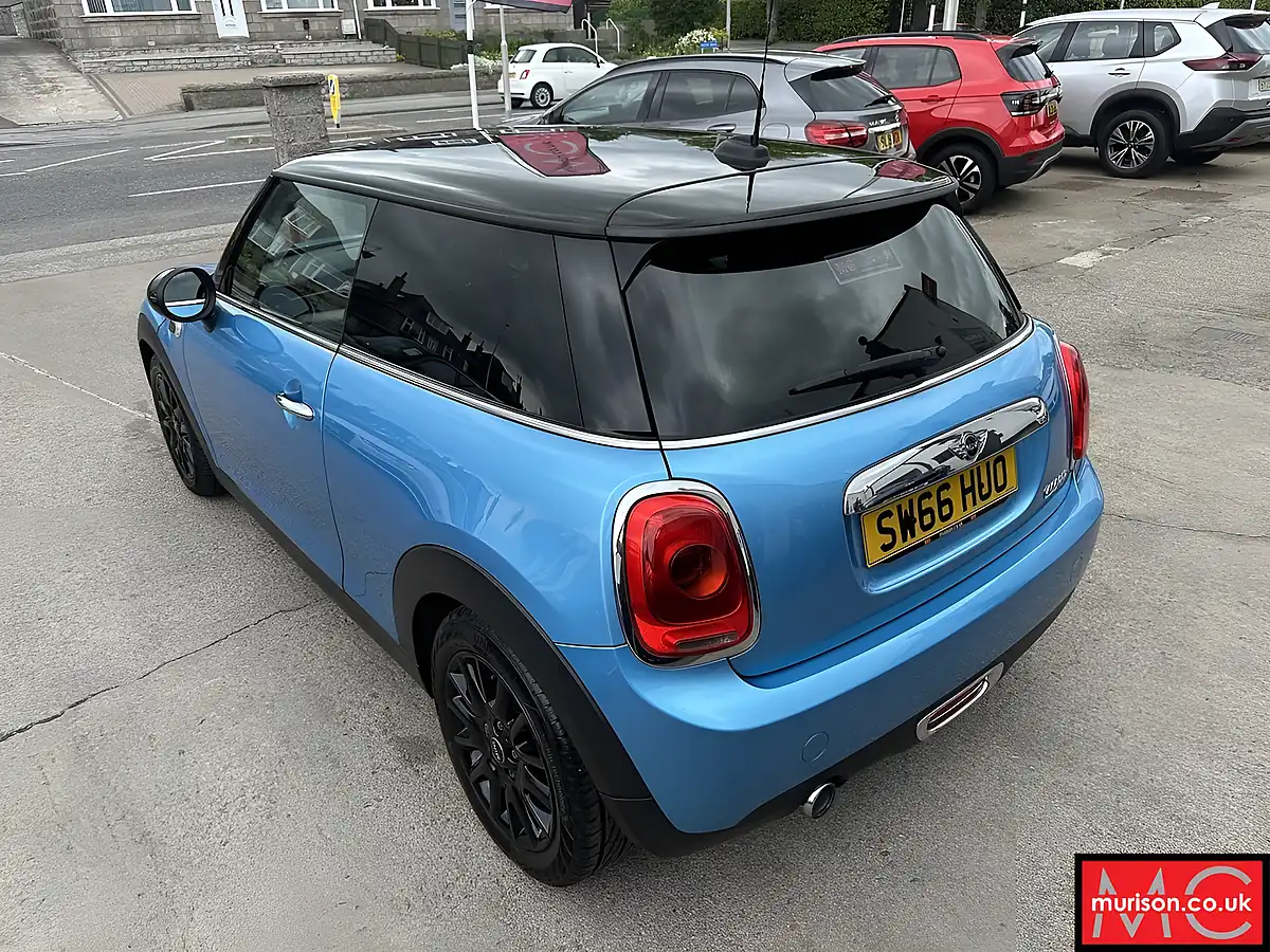 Used 2016 MINI Hatch Cooper Electric Blue - Interior and Exterior details 11