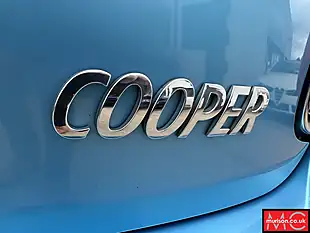 Used 2016 MINI Hatch Cooper Electric Blue - Interior and Exterior details 13