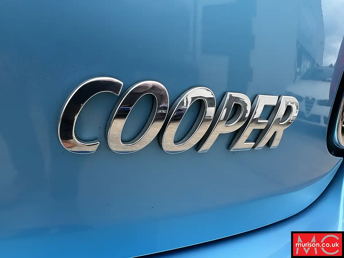 Used 2016 MINI Hatch Cooper Electric Blue - Interior and Exterior details 13