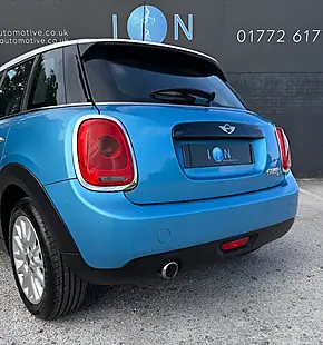 Used 2016 MINI Hatch Cooper Electric Blue Ii - Interior and Exterior details 9