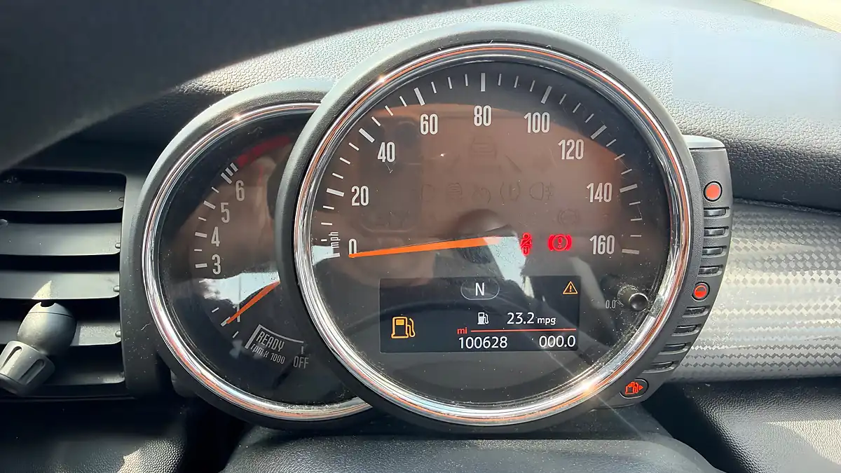 Used 2016 MINI Hatch Cooper Grey - Interior and Exterior details 12