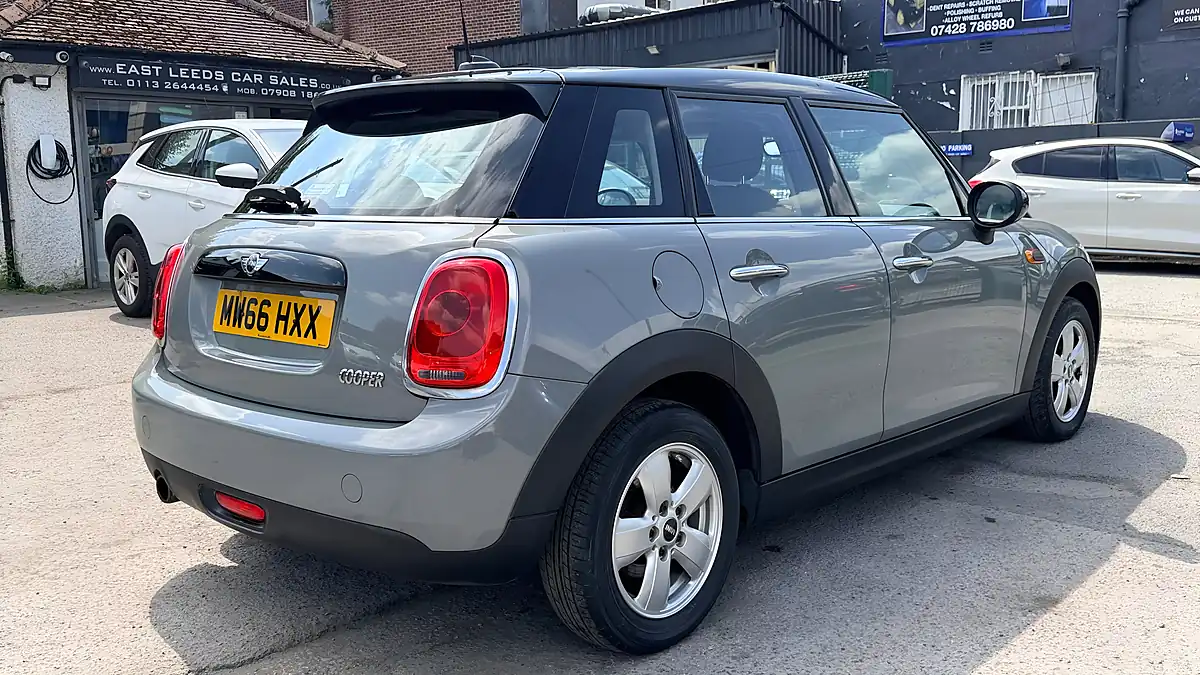 Used 2016 MINI Hatch Cooper Grey - Interior and Exterior details 3