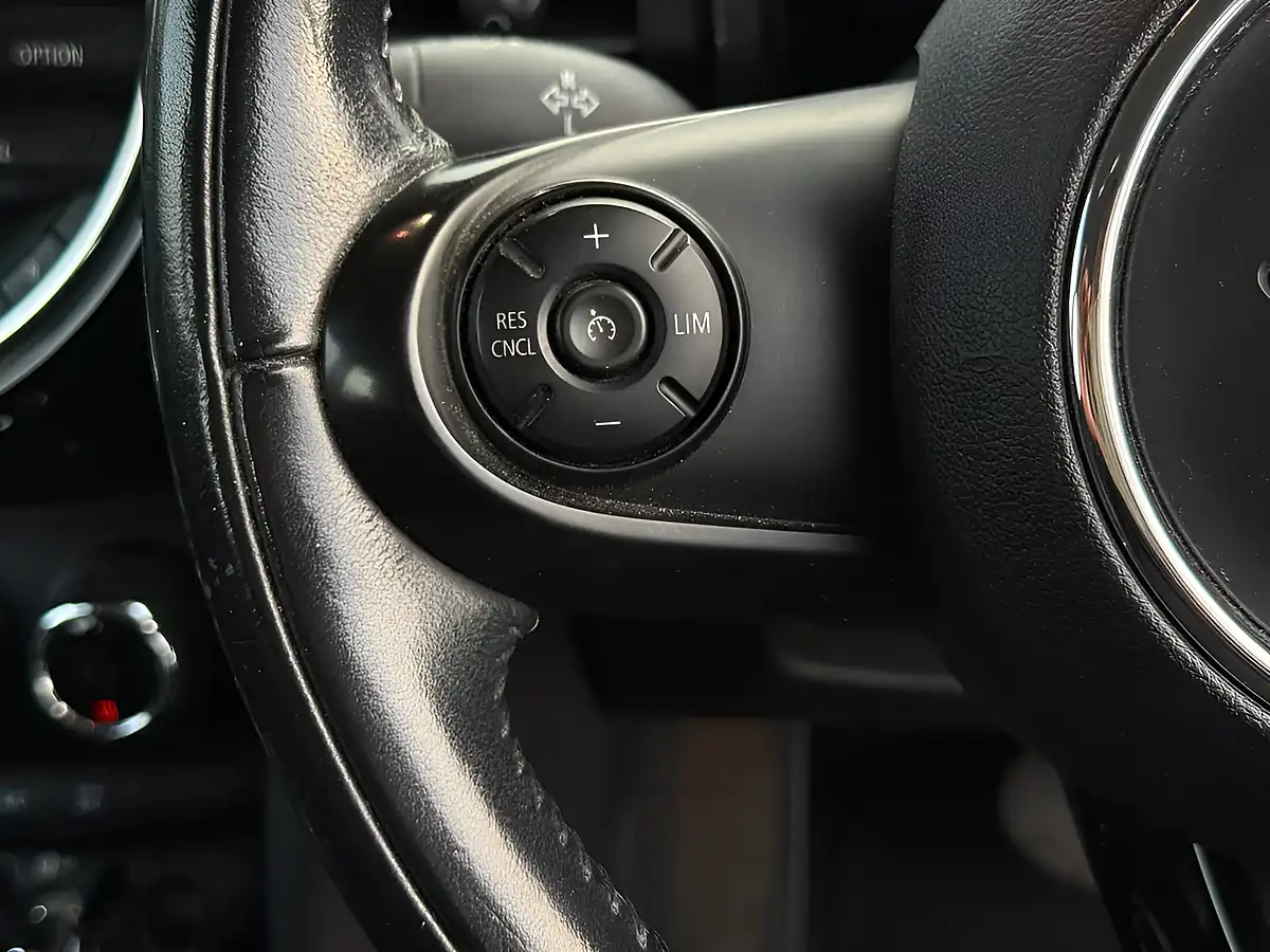 Used 2016 MINI Hatch Cooper Grey - Interior and Exterior details 17