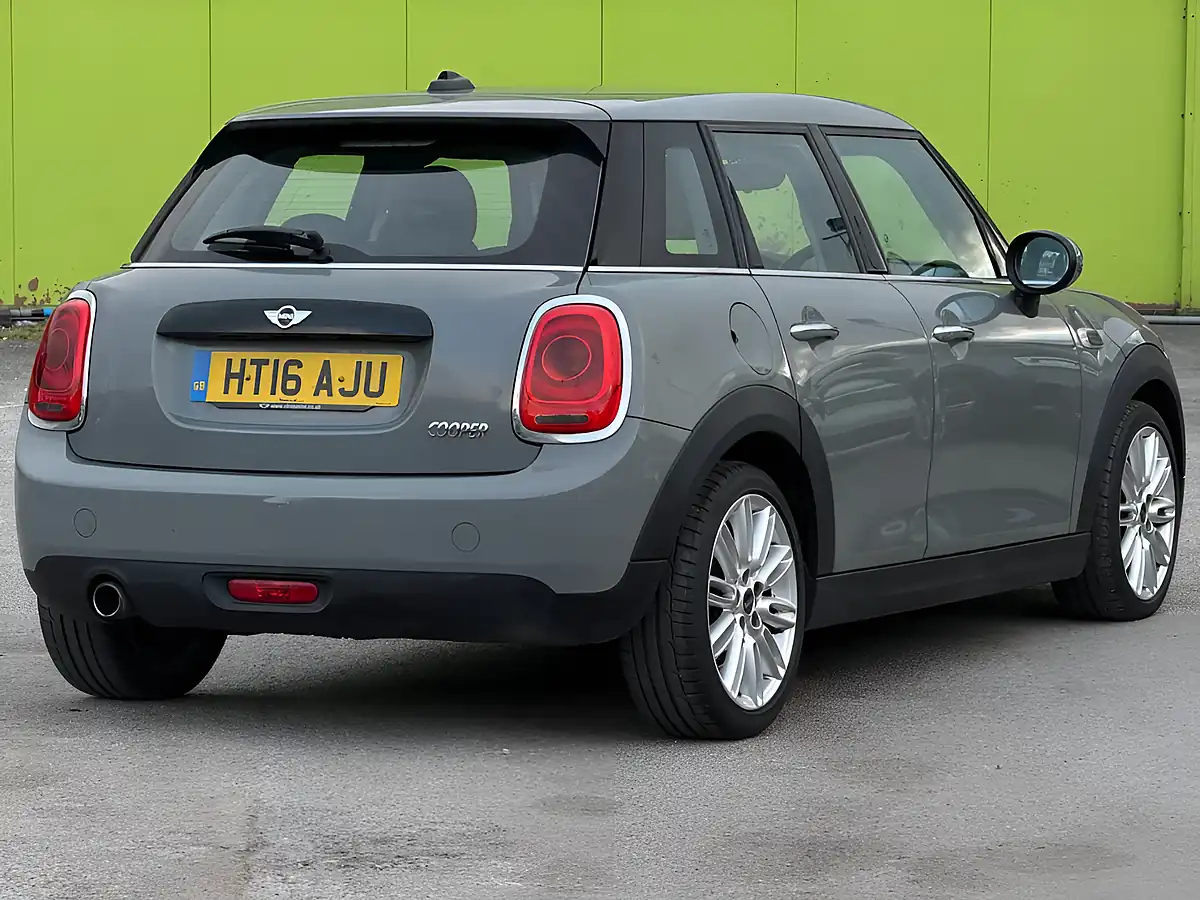 Used 2016 MINI Hatch Cooper Grey - Interior and Exterior details 4