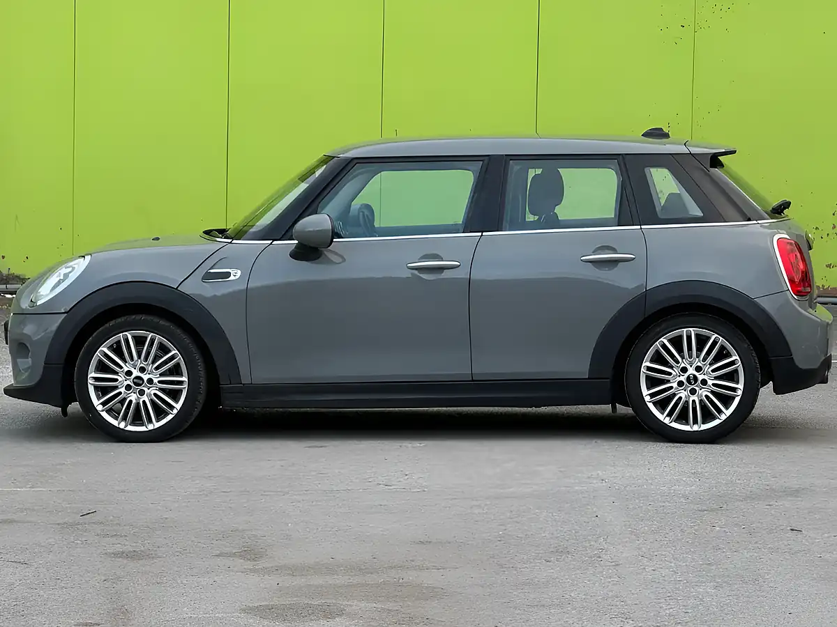 Used 2016 MINI Hatch Cooper Grey - Interior and Exterior details 8