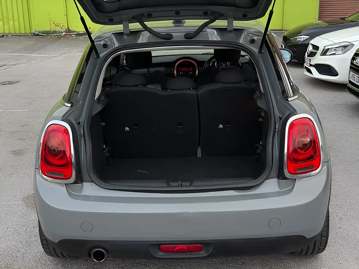 Used 2016 MINI Hatch Cooper Grey - Interior and Exterior details 9