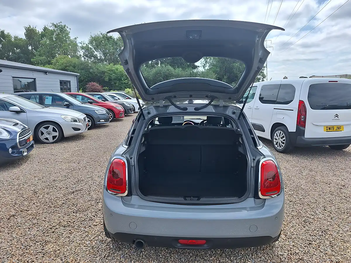 Used 2016 MINI Hatch Cooper Grey - Interior and Exterior details 17
