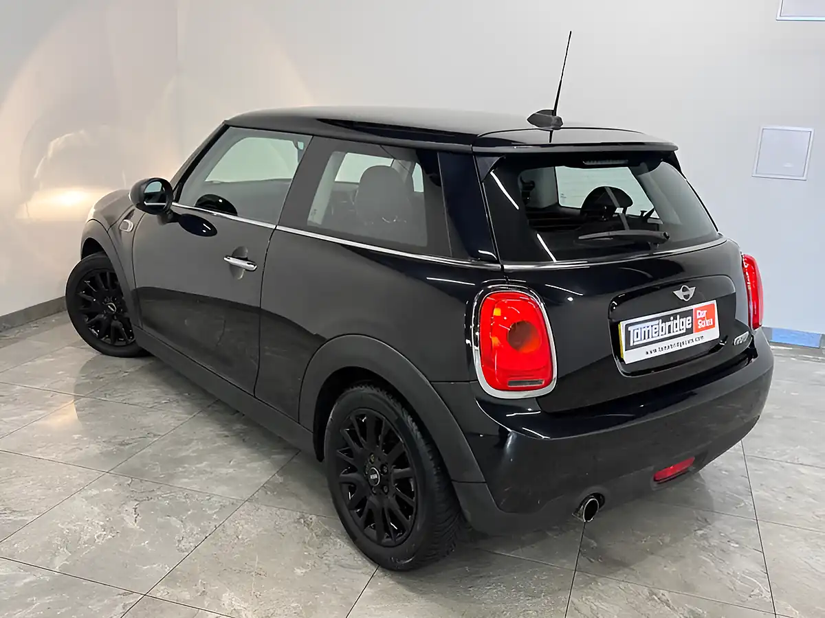 Used 2016 MINI Hatch Cooper Midnight Black - Interior and Exterior details 5