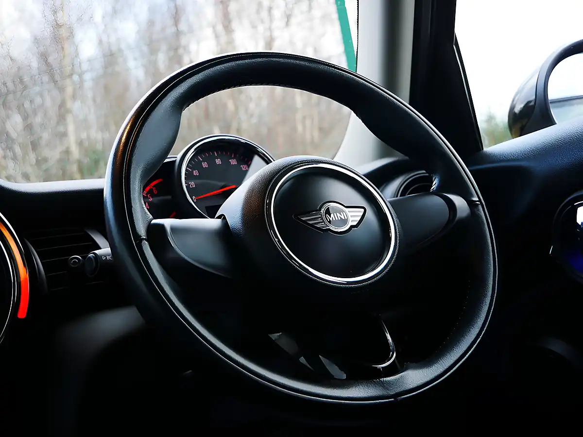 Used 2016 MINI Hatch Cooper Midnight Black - Interior and Exterior details 16