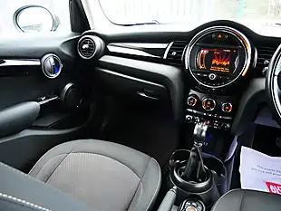 Used 2016 MINI Hatch Cooper Midnight Black - Interior and Exterior details 17