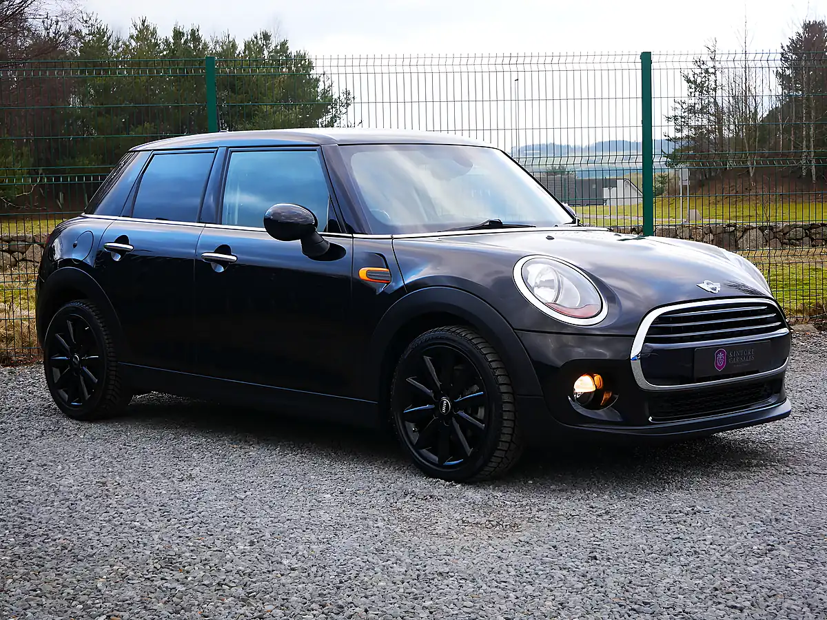 Used 2016 MINI Hatch Cooper Midnight Black - Interior and Exterior details 2