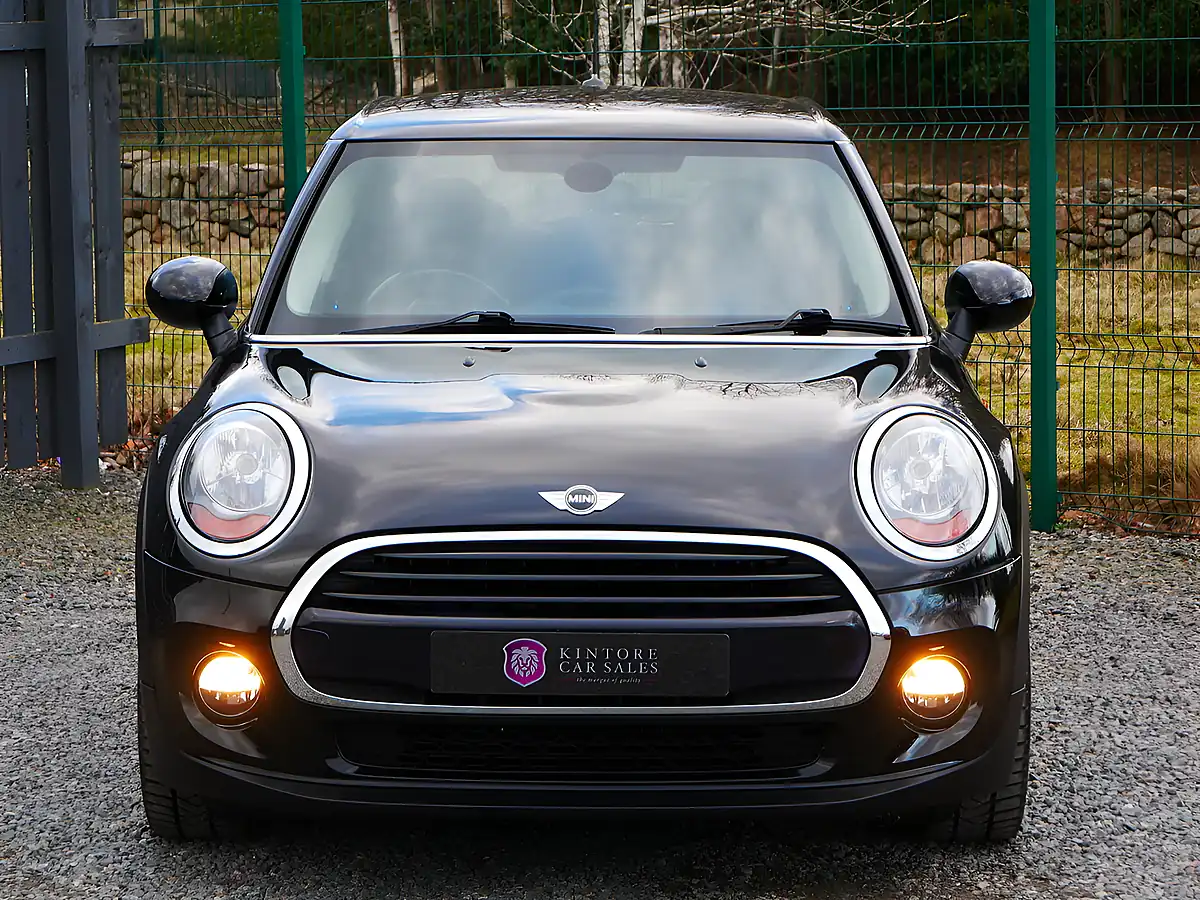 Used 2016 MINI Hatch Cooper Midnight Black - Interior and Exterior details 3