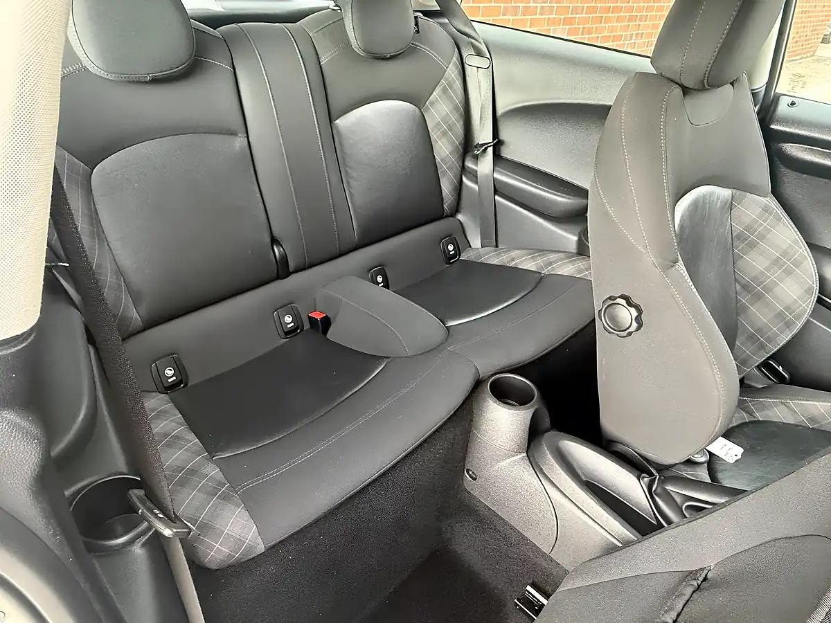 Used 2016 MINI Hatch Cooper Moon Walk - Interior and Exterior details 15
