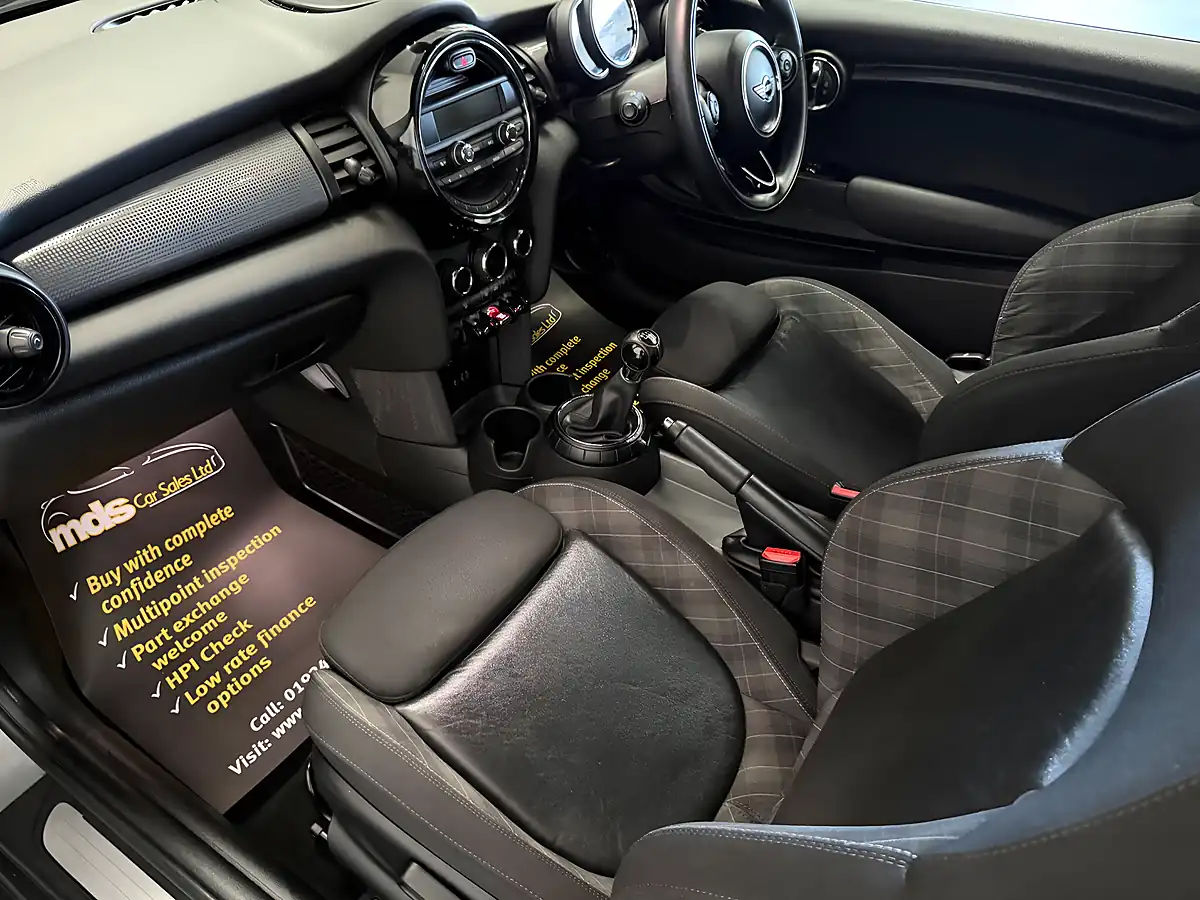 Used 2016 MINI Hatch Cooper Moon Walk - Interior and Exterior details 19