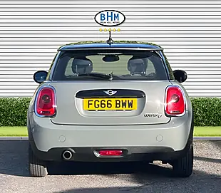 Used 2016 MINI Hatch Cooper Moonwalk Grey - Interior and Exterior details 15