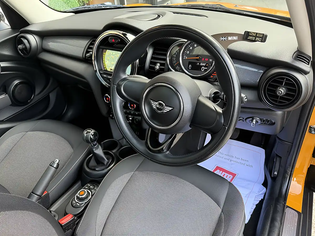 Used 2016 MINI Hatch Cooper Orange - Interior and Exterior details 13