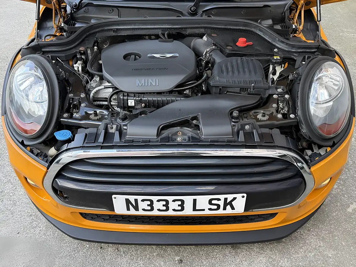 Used 2016 MINI Hatch Cooper Orange - Interior and Exterior details 9