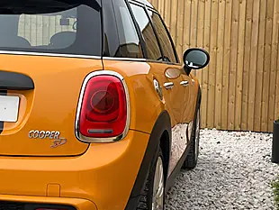 Used 2016 MINI Hatch Cooper Orange - Interior and Exterior details 10