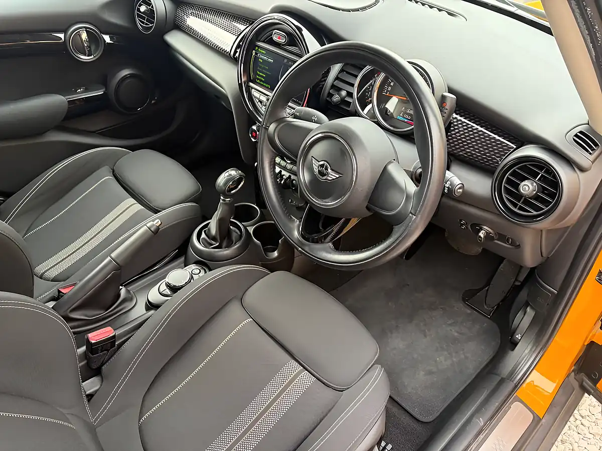Used 2016 MINI Hatch Cooper Orange - Interior and Exterior details 12