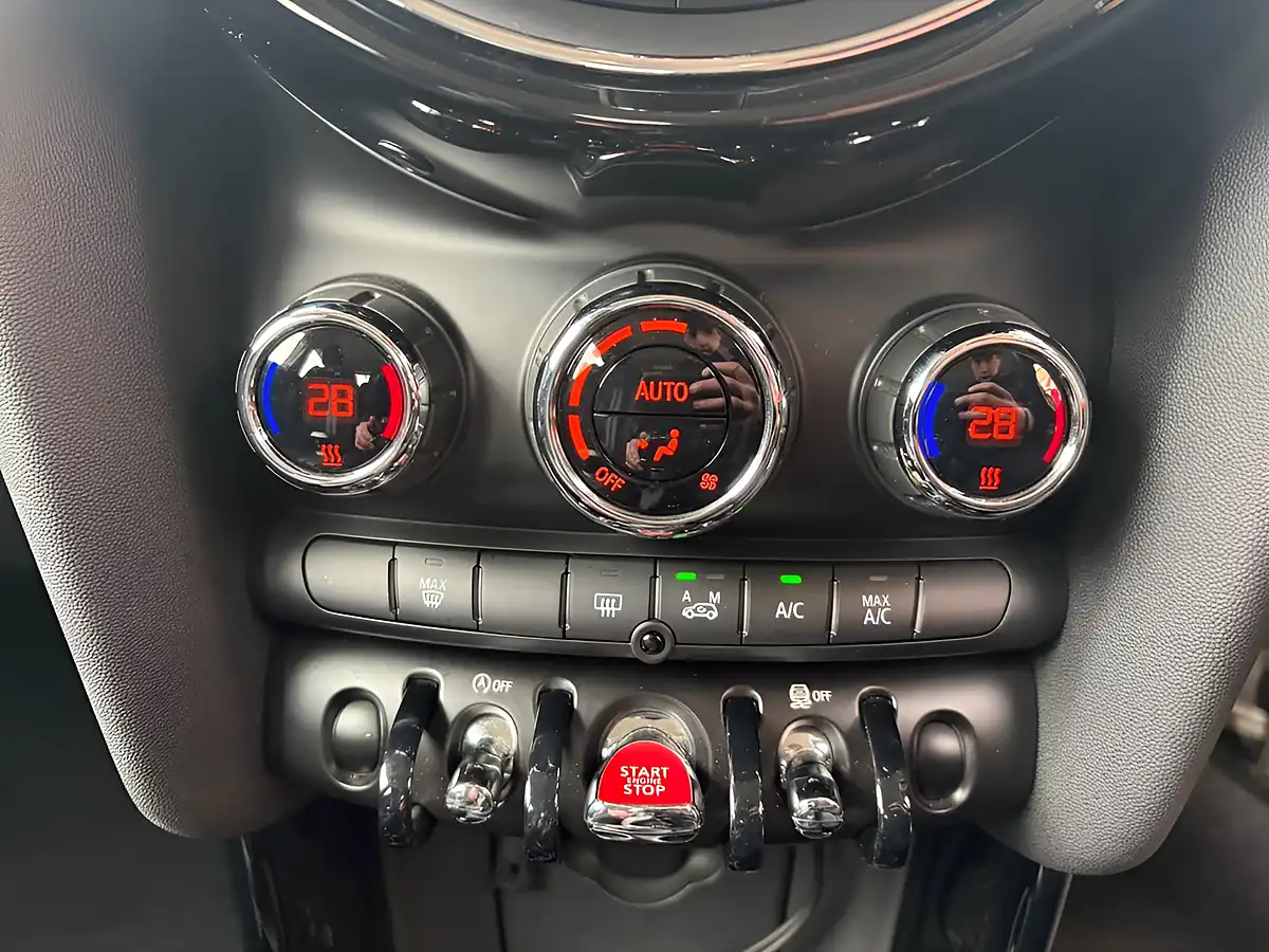 Used 2016 MINI Hatch Cooper Orange - Interior and Exterior details 19