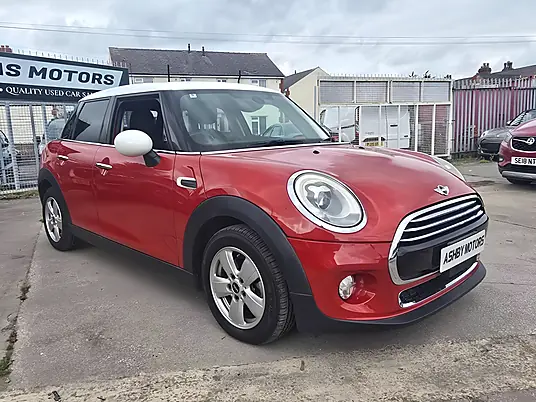 2016 MINI Hatch Cooper 1.5 Cooper D Auto