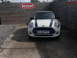 Used 2016 MINI Hatch Cooper Pepper White - Interior and Exterior details 2