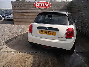 Used 2016 MINI Hatch Cooper Pepper White - Interior and Exterior details 5