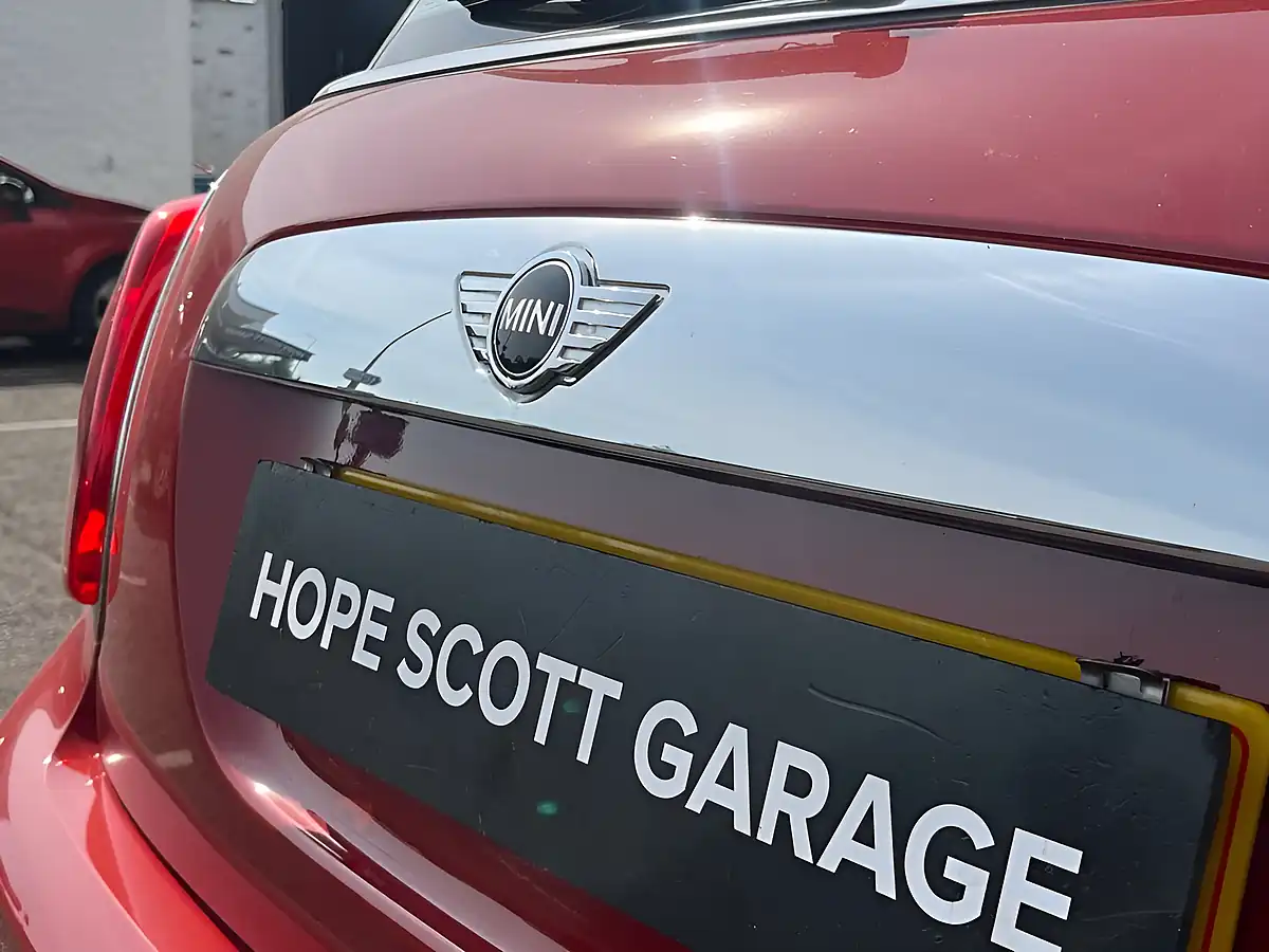Used 2016 MINI Hatch Cooper Red - Interior and Exterior details 13