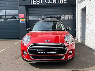 Used 2016 MINI Hatch Cooper Red - Interior and Exterior details 3