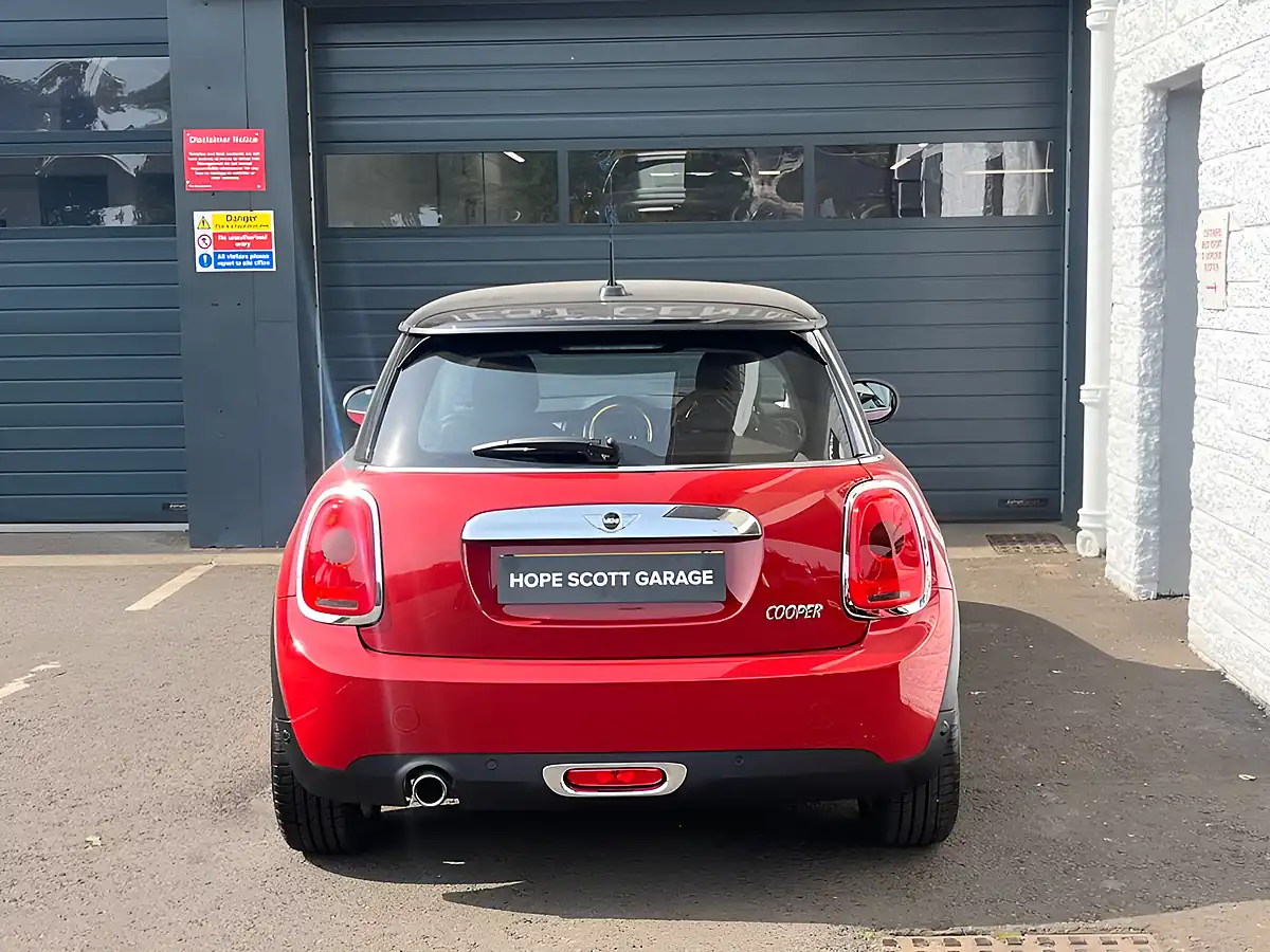 Used 2016 MINI Hatch Cooper Red - Interior and Exterior details 5